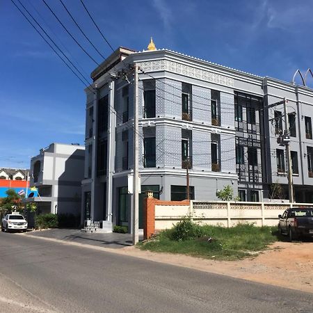 Anakin Boutique Hotel Nakhonratchasima Exterior foto